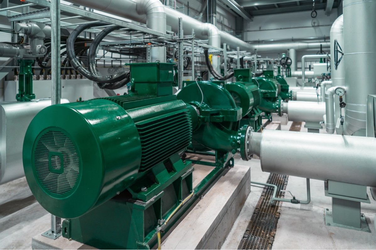 Industrielle Pumpen- und Kompressorenanlage