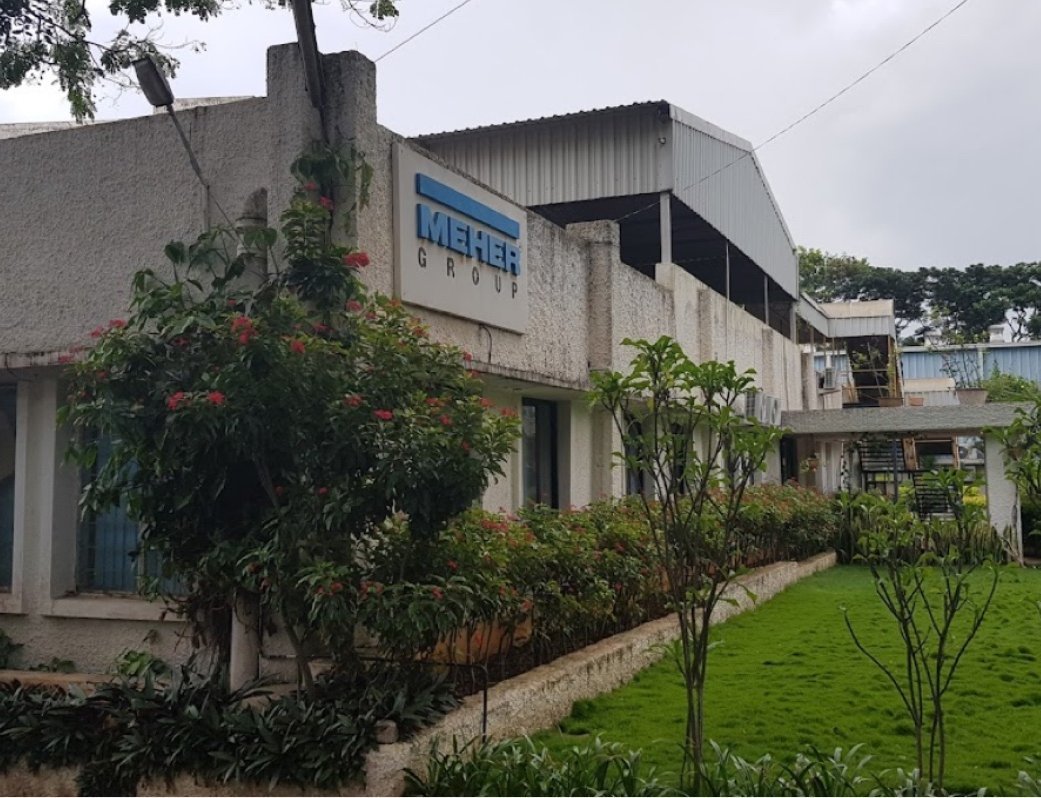 Standort der Meher Group in Indien – Firmengebäude mit vorgelagertem Garten und Begrünung